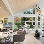 Teodosij - 500m From The Sea By Interhome Ferienhaus *