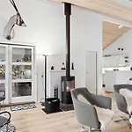 Teodosij - 500m From The Sea By Interhome Ferienhaus *