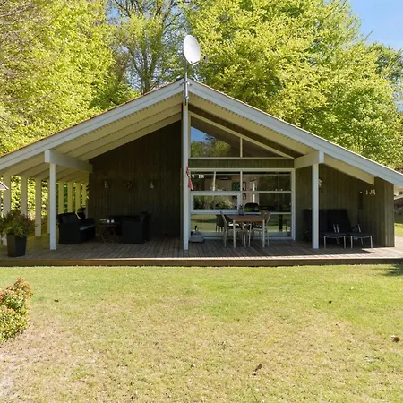 Holiday home Teodosij - 500m From The Sea By Interhome *