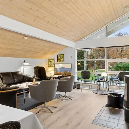 度假居 Teodosij - 500m From The Sea By Interhome *